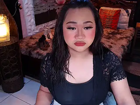 XxgiganticoliviacummerxX online show from February 8, 2026, 12:14 pm