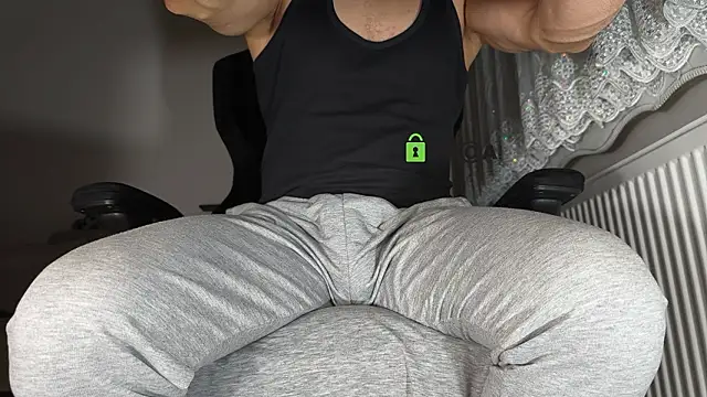 gizemllixxx online show from March 25, 2026, 6:51 pm