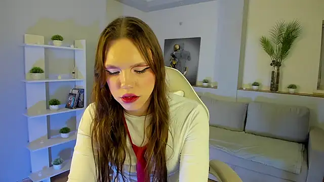 MadisonMongomeri online show from November 8, 2025, 8:51 am