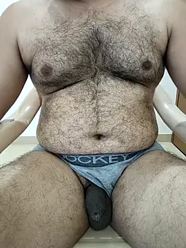 funnyboy 069 online show from April 6, 2026, 5:30 am