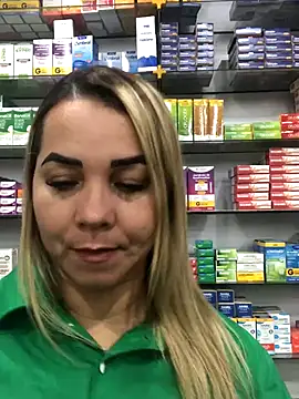 Snapshot of imoly_ chatting on November 1, 2025, 10:03 pm imoly  online show from November 1, 2025, 10:03 pm