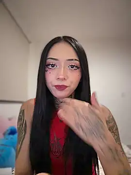 JIORYOvO online show from April 18, 2026, 2:25 am