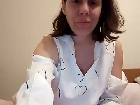 hotnathy69 online show from March 17, 2026, 1:03 pm