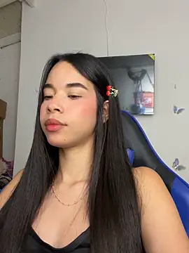 Snapshot of Milleradhara24 chatting on February 8, 2026, 7:28 am Milleradhara24 online show from February 8, 2026, 7:28 am