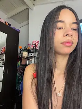 Snapshot of Milleradhara24 chatting on March 3, 2026, 2:40 am Milleradhara24 online show from March 3, 2026, 2:40 am