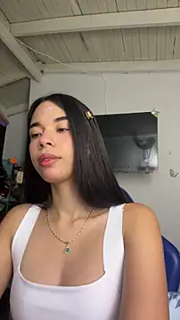 Snapshot of Milleradhara24 chatting on February 18, 2026, 12:52 am Milleradhara24 online show from February 18, 2026, 12:52 am