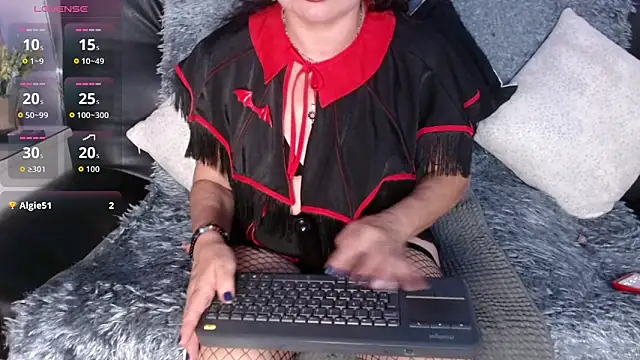 Snapshot of ESTEFANIA_344 chatting on February 26, 2026, 6:30 pm ESTEFANIA 344 online show from February 26, 2026, 6:30 pm