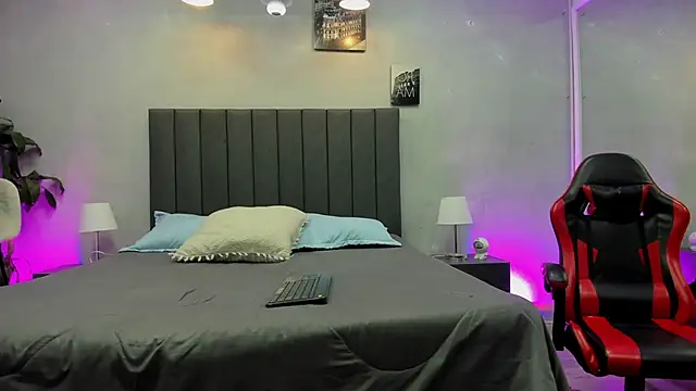 kendra london online show from January 17, 2026, 11:03 am