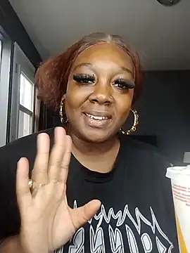 BiancaClarkson online show from November 23, 2025, 8:52 pm