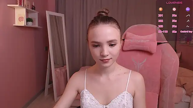 Adria Arjona online show from February 8, 2026, 7:39 am