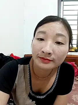 wees-lind online show from November 30, 2025, 1:17 am