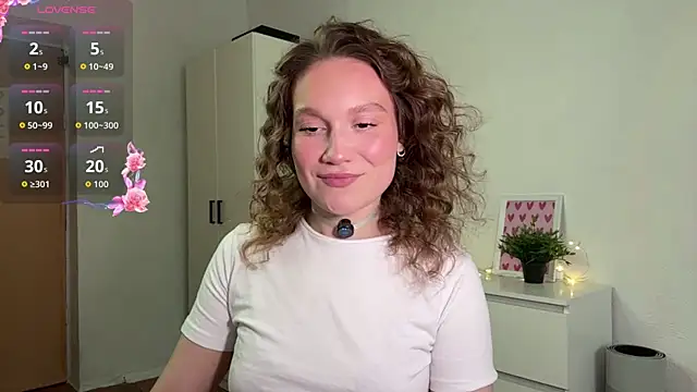 Kalli ly online show from April 15, 2026, 2:21 pm