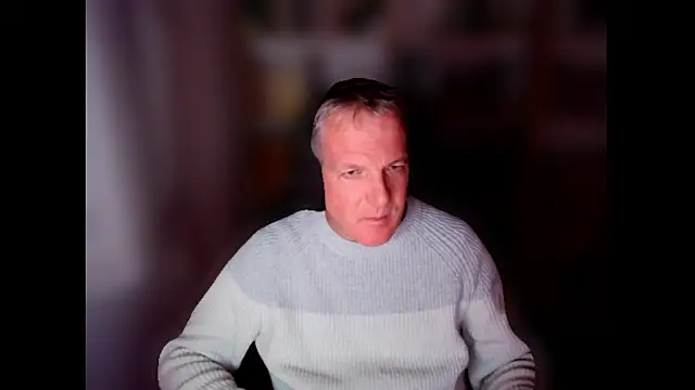 Snapshot of ChocolatMilka44 chatting on November 3, 2025, 10:02 pm ChocolatMilka44 online show from November 3, 2025, 10:02 pm