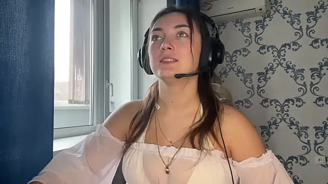 TwotyBright online show from November 30, 2025, 8:26 am