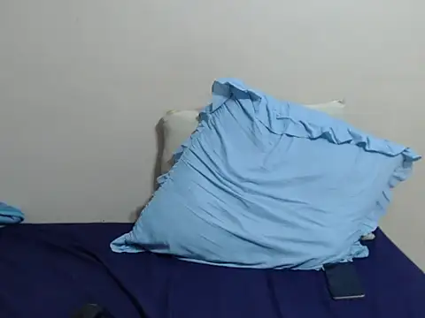 Snapshot of SexyLipss_ chatting on February 24, 2026, 6:42 pm SexyLipss online show from February 24, 2026, 6:42 pm