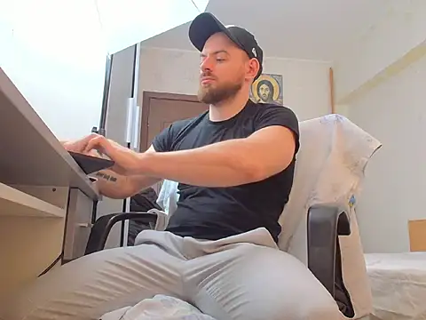 Ryanstone  online show from March 26, 2026, 7:28 am