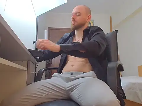 Ryanstone  online show from March 16, 2026, 5:44 am