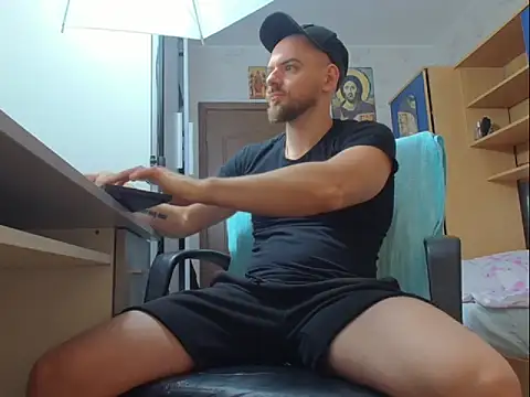 Ryanstone  online show from November 3, 2025, 3:12 am