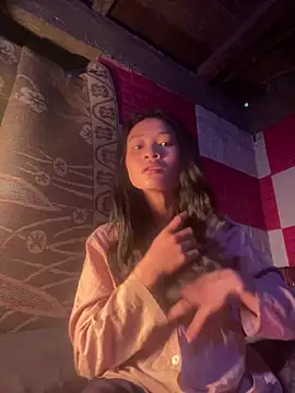 Snapshot of Li_ve chatting on February 26, 2026, 1:05 am Li ve online show from February 26, 2026, 1:05 am