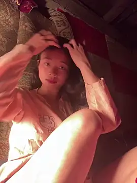 Snapshot of Li_ve chatting on February 10, 2026, 2:27 pm Li ve online show from February 10, 2026, 2:27 pm