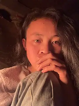 Snapshot of Li_ve chatting on February 9, 2026, 1:20 pm Li ve online show from February 9, 2026, 1:20 pm