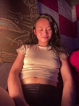 Snapshot of Li_ve chatting on February 7, 2026, 9:34 pm Li ve online show from February 7, 2026, 9:34 pm