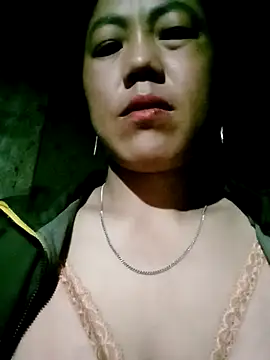 Sara pusyy online show from November 5, 2025, 5:49 pm