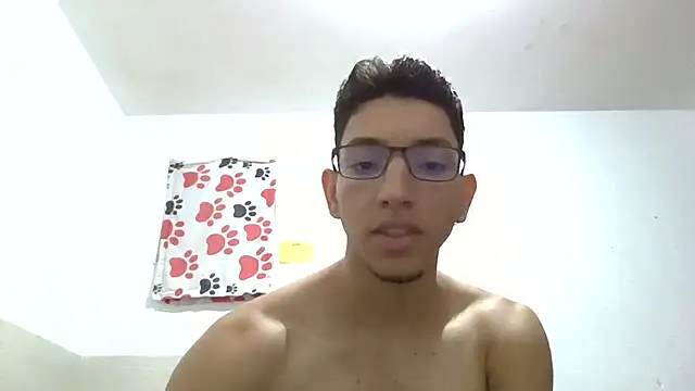 Snapshot of johnvixx chatting on February 6, 2026, 12:28 am johnvixx online show from February 6, 2026, 12:28 am