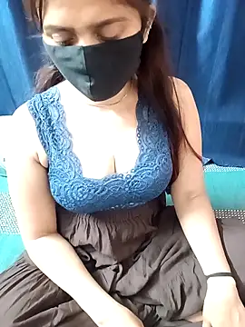 Aarti909090 online show from March 5, 2026, 2:57 pm