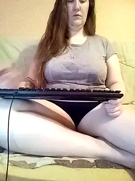 Snapshot of ms_evilidya chatting on November 3, 2025, 11:14 am ms evilidya online show from November 3, 2025, 11:14 am