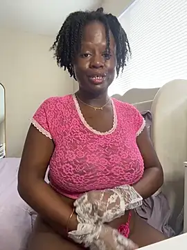 ladiosa selene online show from December 2, 2025, 4:09 pm