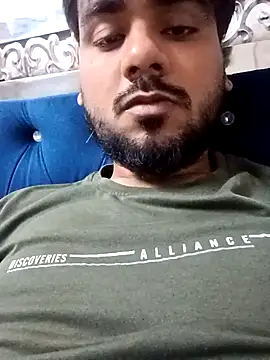 naughtyboyjii online show from November 4, 2025, 4:49 am