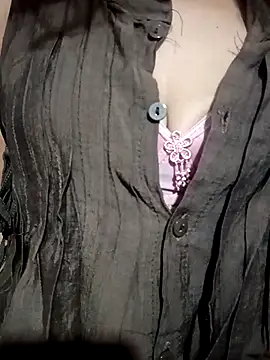 LenaLy2k online show from November 21, 2025, 11:48 pm