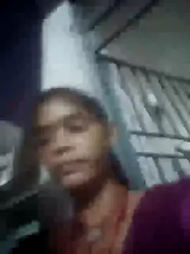 Jooli cuty online show from November 5, 2025, 1:03 pm