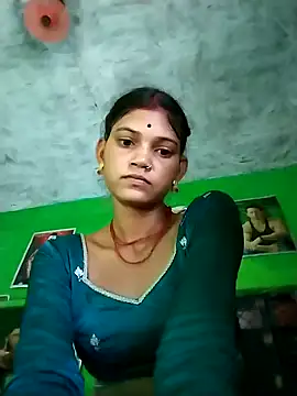 Jooli cuty online show from May 16, 2026, 1:37 am