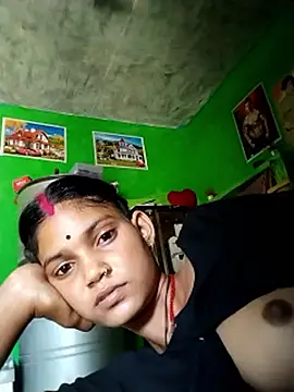 Jooli cuty online show from April 2, 2026, 4:41 am