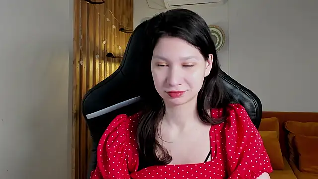 SaraDenars online show from January 14, 2026, 5:22 am