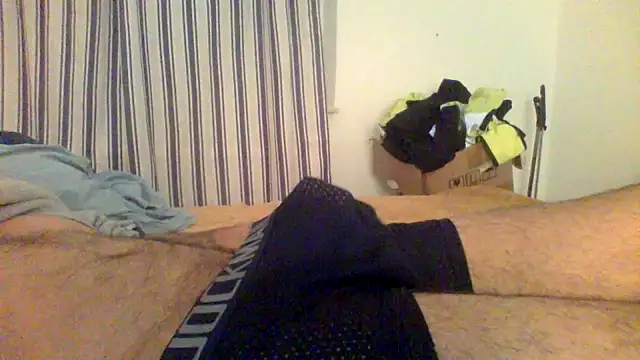 Camiin20 online show from February 15, 2026, 5:12 pm