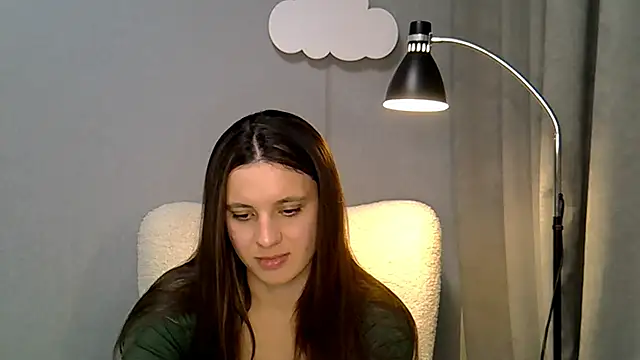 KiraHoney online show from July 16, 2026, 7:55 pm