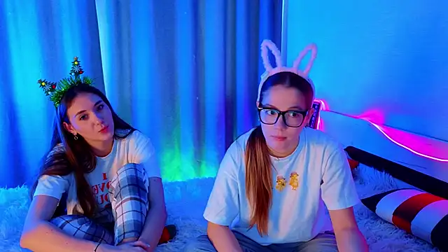 MargaretMorris online show from December 20, 2025, 9:45 am