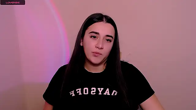 Snapshot of AlinaDoll_ chatting on January 11, 2026, 9:27 am AlinaDoll online show from January 11, 2026, 9:27 am