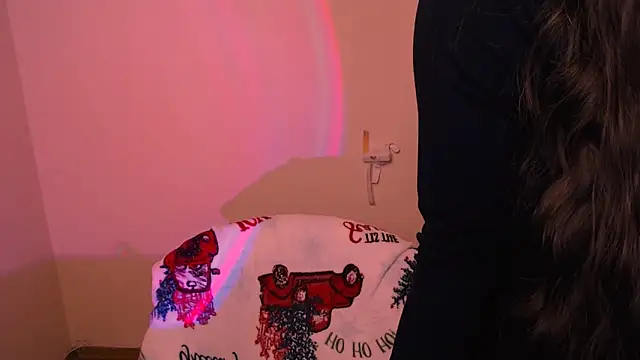 Snapshot of AlinaDoll_ chatting on February 10, 2026, 8:24 am AlinaDoll online show from February 10, 2026, 8:24 am