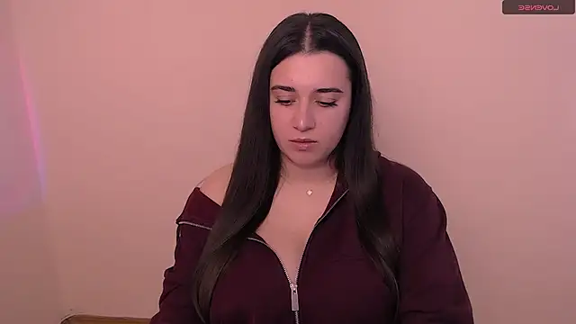 Snapshot of AlinaDoll_ chatting on February 25, 2026, 8:36 am AlinaDoll online show from February 25, 2026, 8:36 am