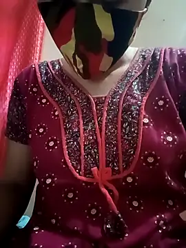 Snapshot of Tamil_White_Rose chatting on December 22, 2025, 7:19 am Tamil White Rose online show from December 22, 2025, 7:19 am