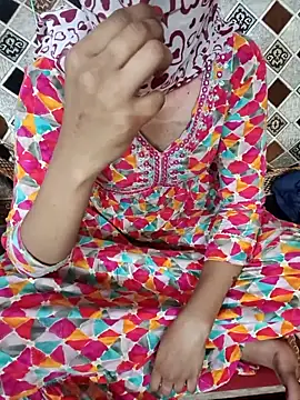 Snapshot of Tamil_White_Rose chatting on February 24, 2026, 6:42 pm Tamil White Rose online show from February 24, 2026, 6:42 pm