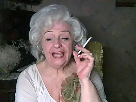 Snapshot of ValeriaKroww chatting on February 15, 2026, 8:19 pm ValeriaKroww online show from February 15, 2026, 8:19 pm