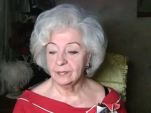 Snapshot of ValeriaKroww chatting on February 18, 2026, 6:48 pm ValeriaKroww online show from February 18, 2026, 6:48 pm