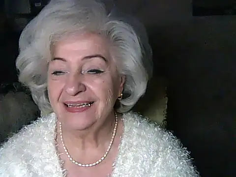 Snapshot of ValeriaKroww chatting on February 2, 2026, 6:40 pm ValeriaKroww online show from February 2, 2026, 6:40 pm