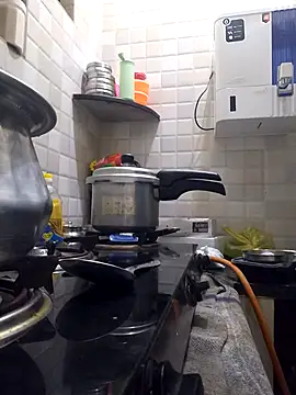 Mathi cam online show from February 1, 2026, 1:20 pm