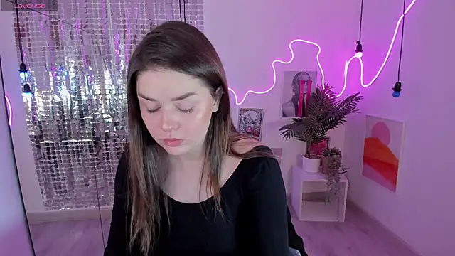 melanie neal online show from November 29, 2025, 3:34 pm